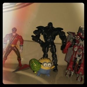 TOYS LOT . Comes with all figures (as shown)